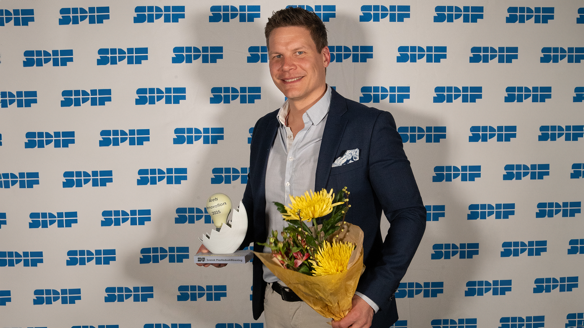 Axjo Receives Innovation of the Year Award from SPIF